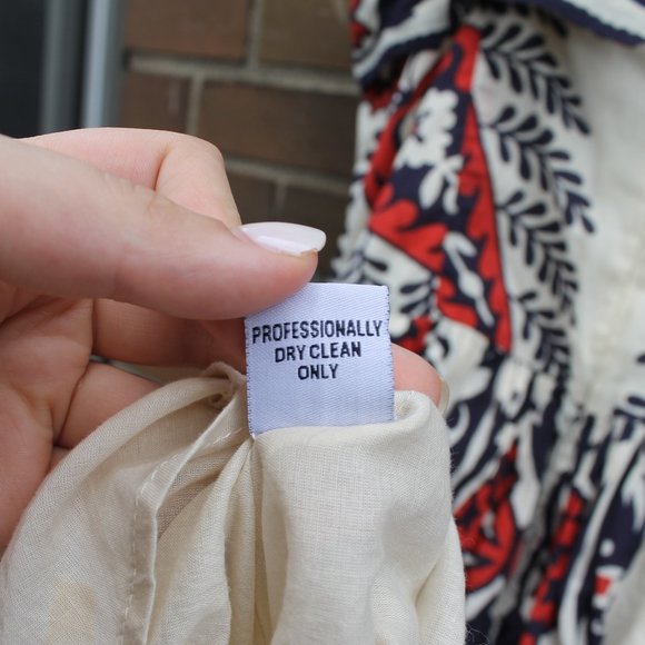 Floral Print Sleeveless Dress - Picture 7 of 13